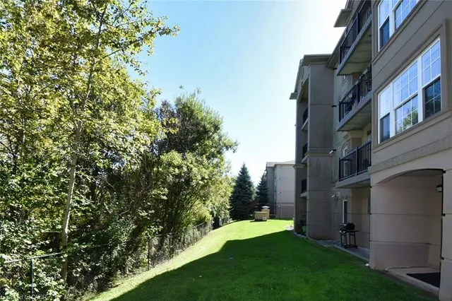 Additional image 26 of 2065 Appleby Line Unit 411