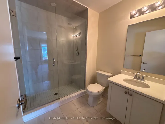 Additional image 15 of 590 North Service Rd Unit 135