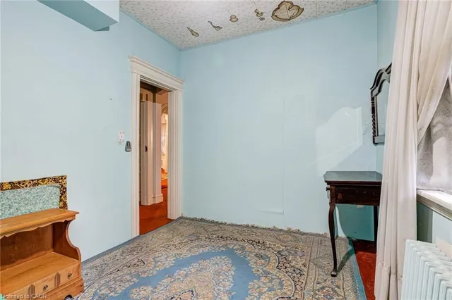 Additional image 32 of 99 Blake St