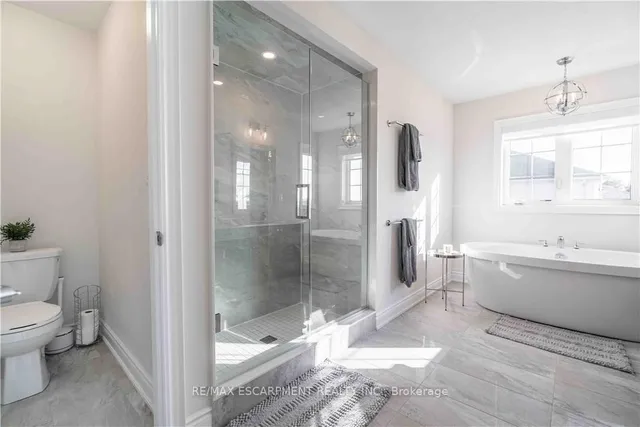 Additional image 23 of 253 Kinsman Dr