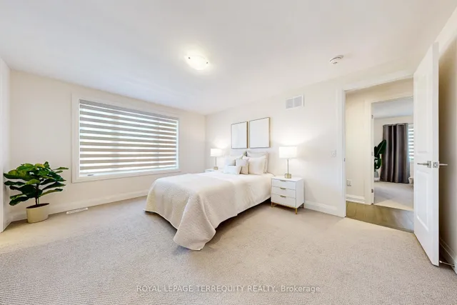 Additional image 33 of 52 Lightfeather Pl