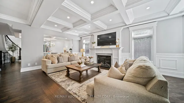 Additional image 8 of 11 John Murray St