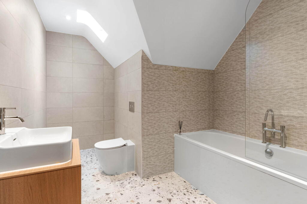 Additional image 30 of Stunning 4 bedroom country home with 4.52 acre paddock