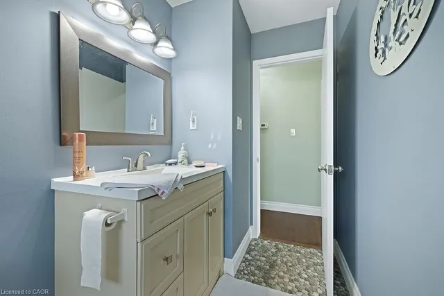 Additional image 35 of 4299 Glancaster Rd