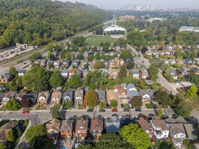 Additional image 42 of 187 Rosslyn Ave