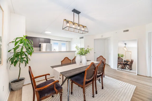 Additional image 12 of 1370 Main St Unit 311