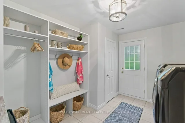 Additional image 35 of 31 Acredale Dr