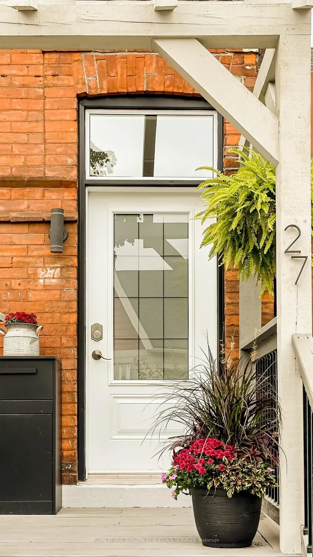 Additional image 2 of 27 Steven St