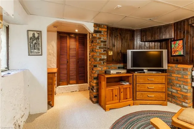 Additional image 37 of 17 Alma St