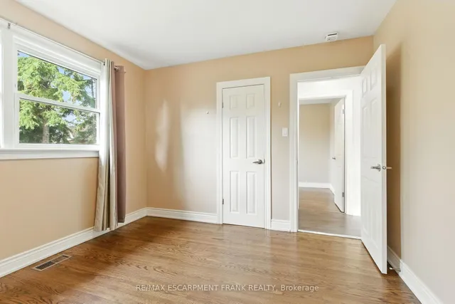 Additional image 15 of 174 Broker Dr