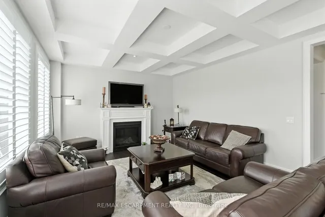 Additional image 15 of 15 Robarts Dr