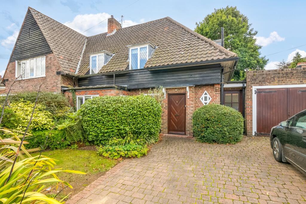 Additional image 21 of Coneydale, Welwyn Garden City, Hertfordshire, AL8 7RX