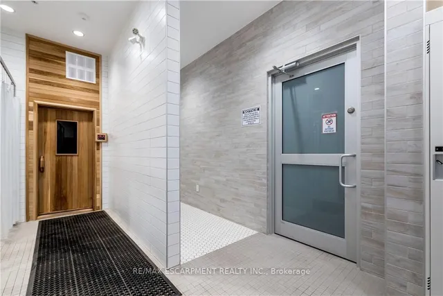 Additional image 43 of 41 SISTER KERN Terr