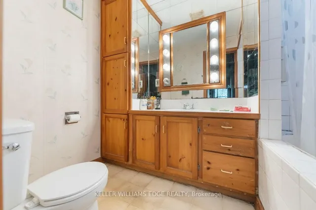 Additional image 9 of 544 Quebec St