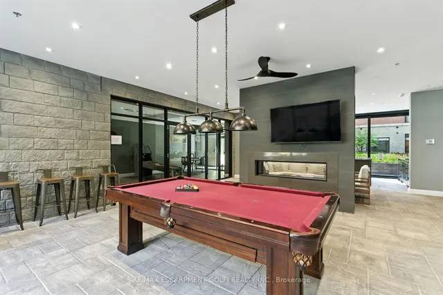 Additional image 19 of 1 Redfern Ave Unit 304