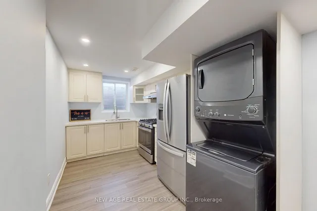 Additional image 44 of 153 Whitlock Ave