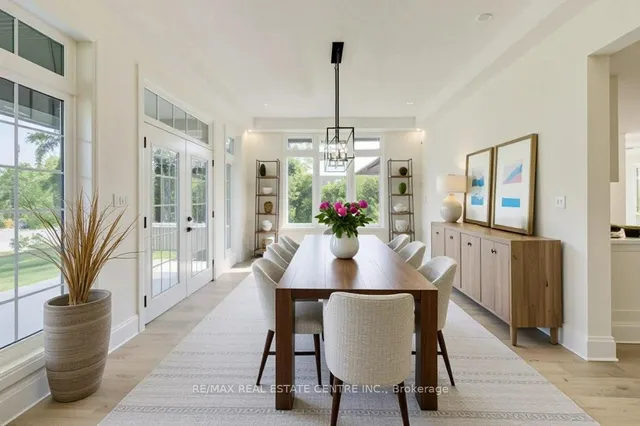 Additional image 21 of 20 Stokes Tr