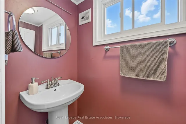 Additional image 18 of 107 Billington Cres