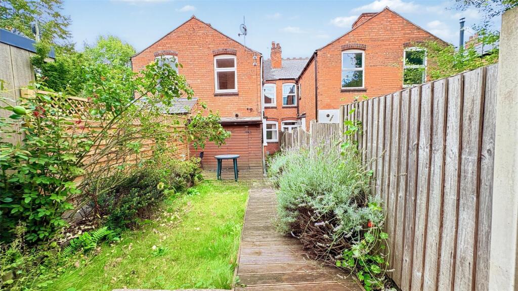 Additional image 23 of Hill Crest Road, Moseley