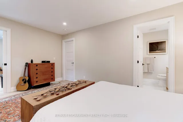 Additional image 26 of 5255 Lakeshore Rd Unit 57