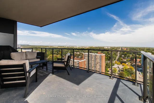 Additional image 21 of 2007 James St Unit 2102