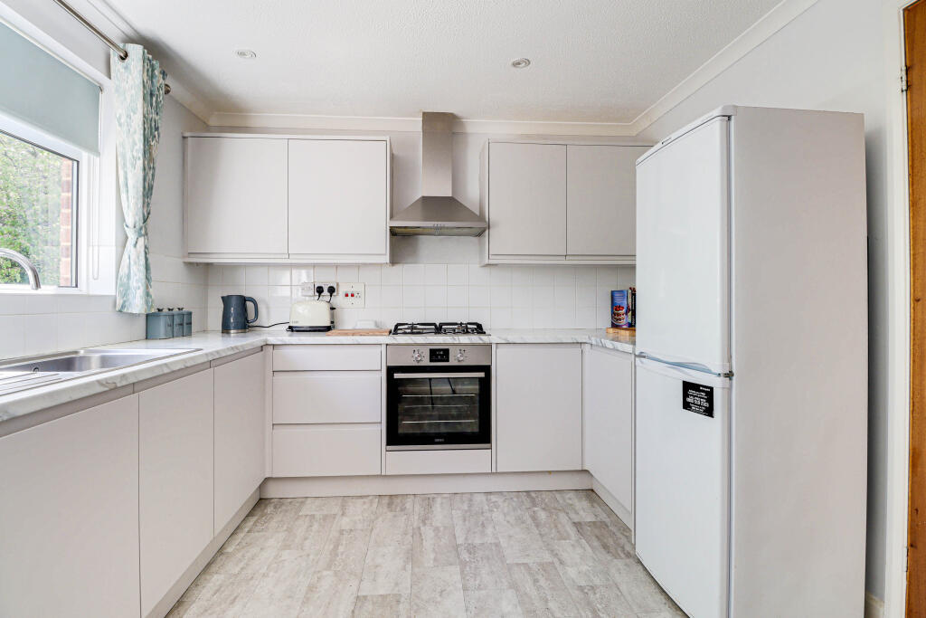 Additional image 16 of Villiers Crescent, St Albans, AL4