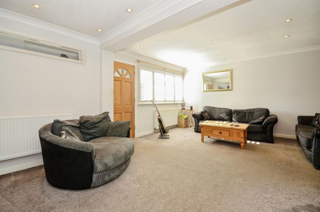 Additional image 14 of Lea Walk, HARPENDEN