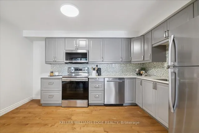 Additional image 16 of 165 Bold St Unit 304