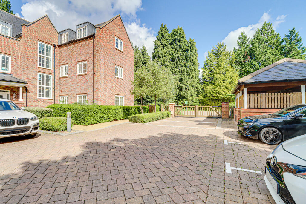 Additional image 11 of Pegrum Drive, London Colney, AL2