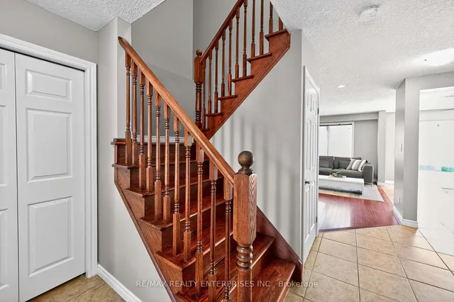 Additional image 19 of 1366 Upper Paradise Rd