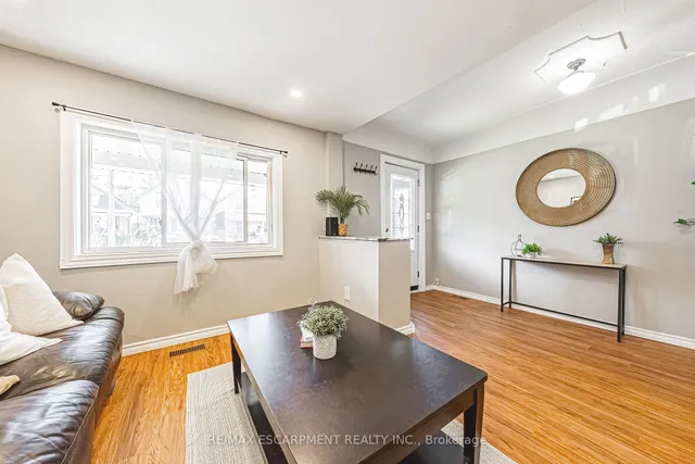 Additional image 8 of 24 Rowanwood St