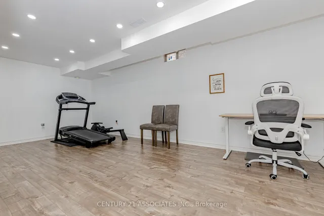 Additional image 23 of 4622 Keystone Cres