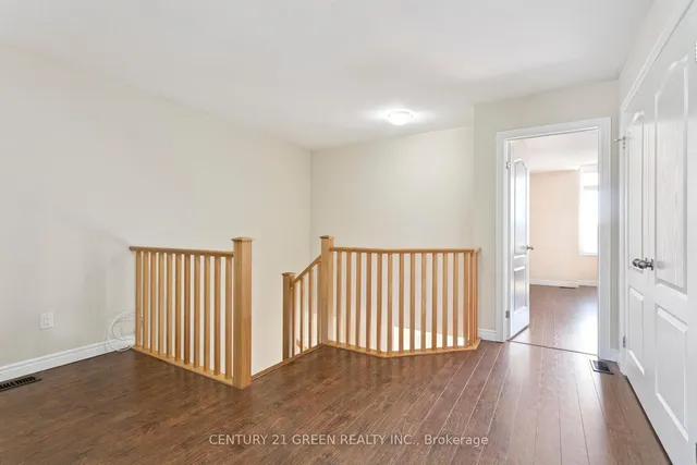 Additional image 23 of 50 Mosaic Dr