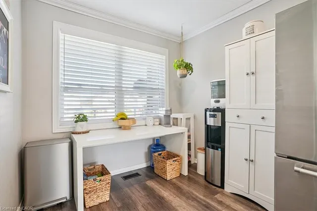 Additional image 25 of 307 Highridge Ave