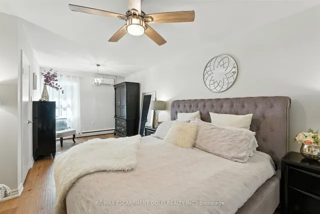 Additional image 16 of 48 BRENTWOOD Dr