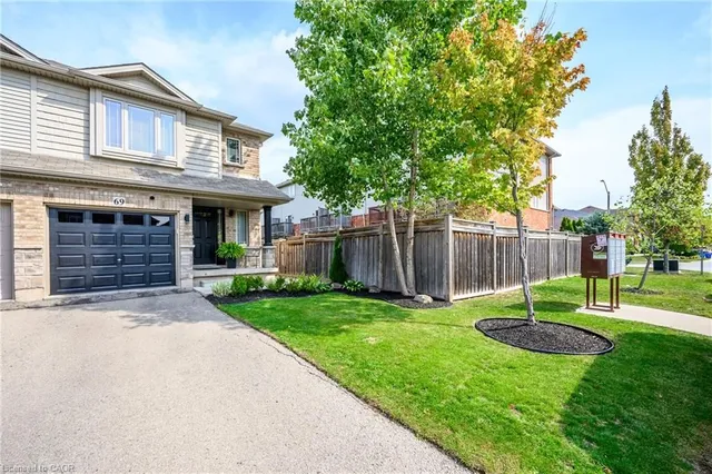 Additional image 2 of 69 Escarpment Dr