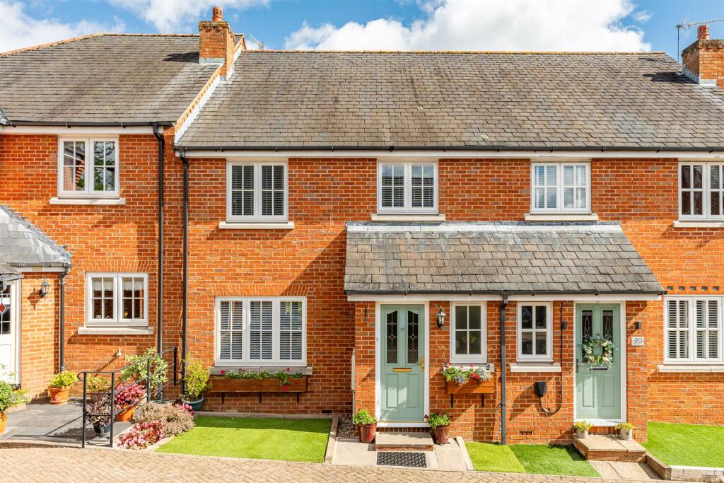 Property image for Welwyn Hall Gardens, Welwyn
