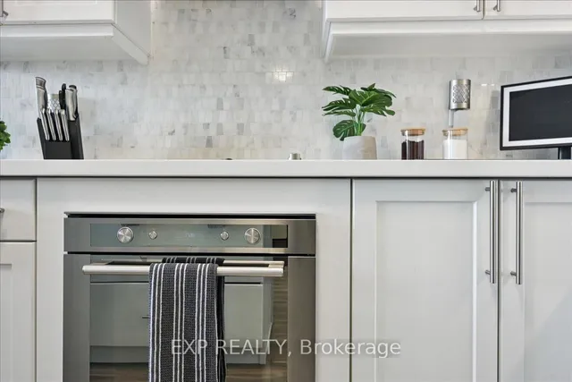 Additional image 9 of 2093 Fairview St Unit 913