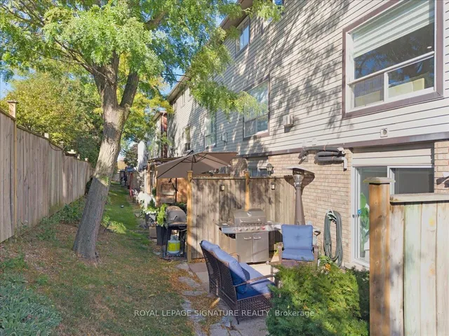 Additional image 44 of 384 Limeridge Rd Unit 11