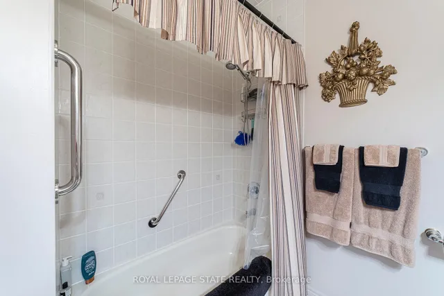 Additional image 21 of 19 Brydale Crt