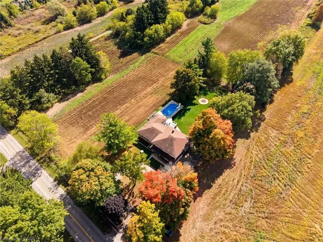 Additional image 3 of 792 6th Con Rd W