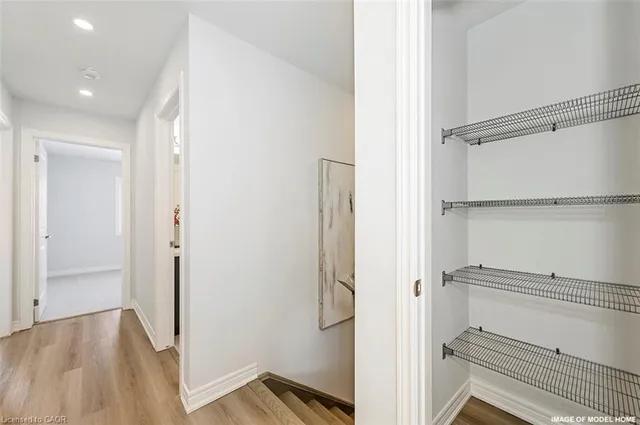 Additional image 16 of 205 Thames Way Unit 29