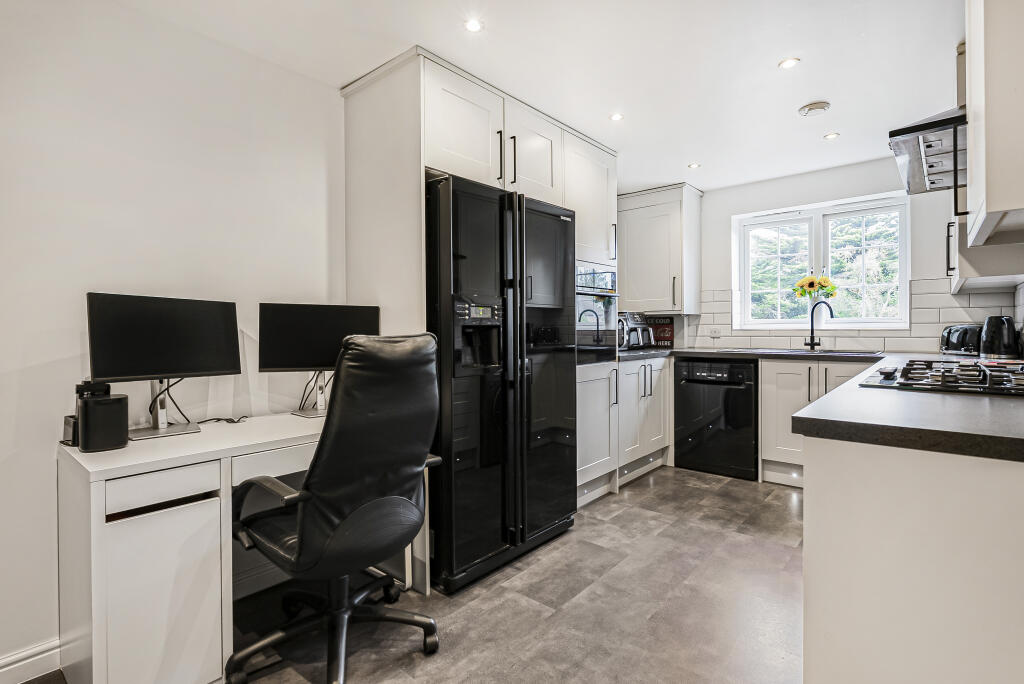 Additional image 5 of Amethyst Walk, Welwyn Garden City, Hertfordshire, AL8