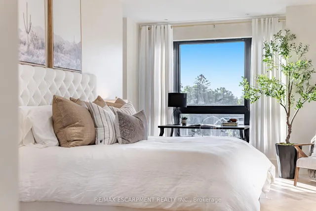 Additional image 37 of 772 Banting Crt