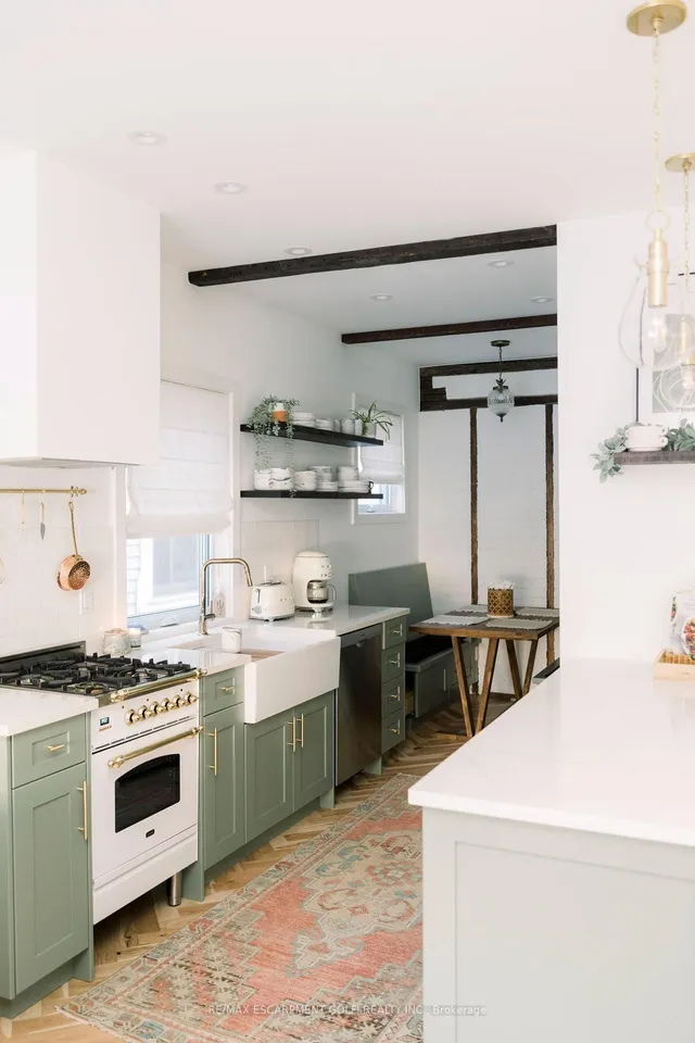 Additional image 13 of 369 Charlton Ave