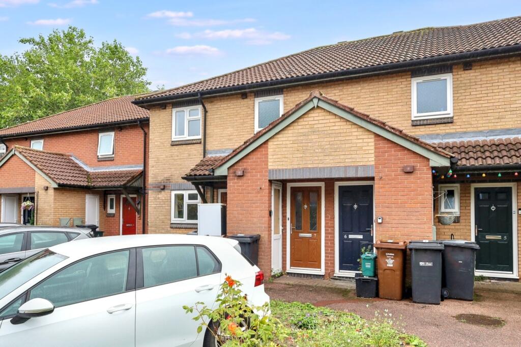 Primary image of 7 Reed Close, London Colney, Hertfordshire, AL2 1EZ