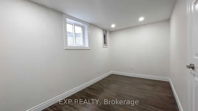 Additional image 19 of 15 Calvert Ave