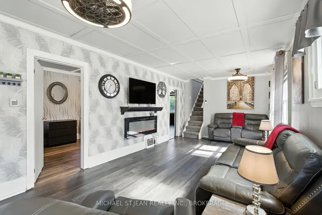 Additional image 20 of 313 Graham Ave