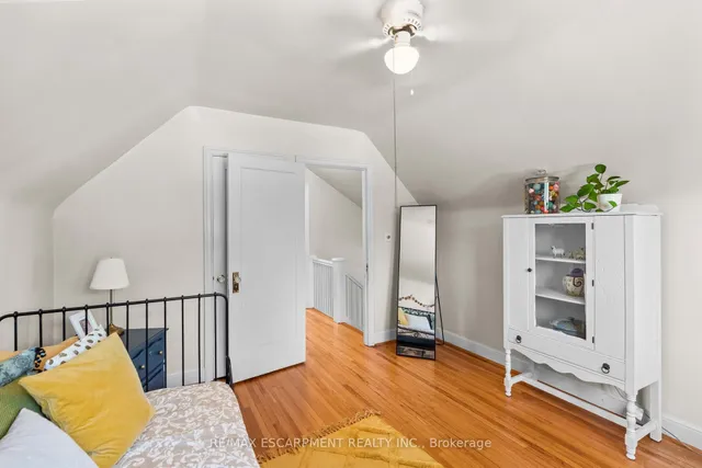 Additional image 25 of 48 Franklin Ave