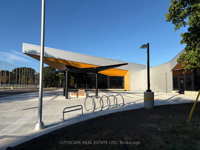 Additional image 39 of 152 Kenwood Ave